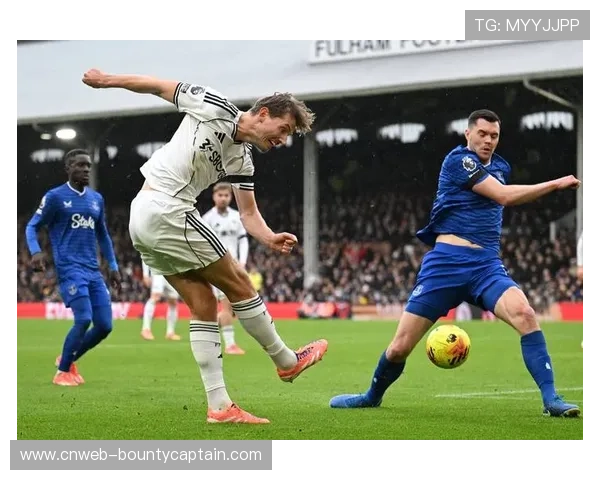 埃弗顿2-1逆转富勒姆，乌龙球改变战局