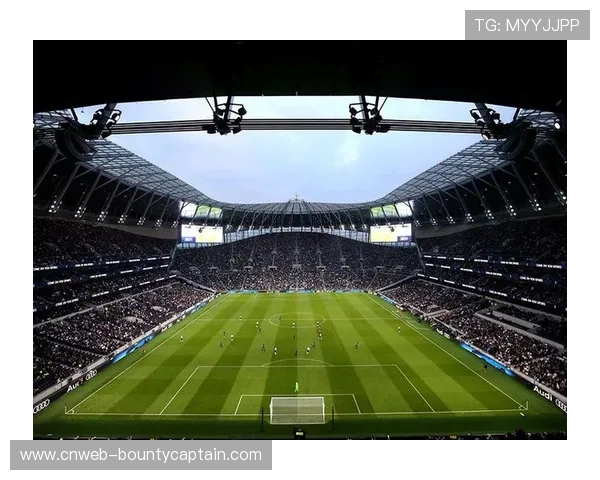 托特纳姆热刺球场完成新一代传感器网络升级,可实时捕捉球员跑动与空间数据。 托特纳姆热刺球场完成新一代传感器网络升级,可实时捕捉球员跑动与空间数据。